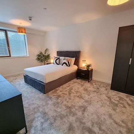 Stunning 4-Bedroom Townhouse With Free Parking Manchester Exterior foto